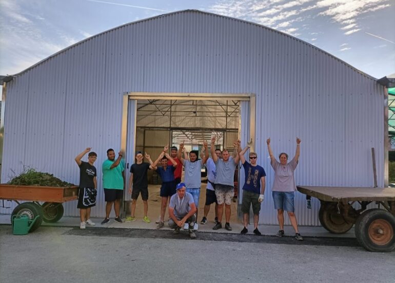 Foto di gruppo della Cooperativa Il Glicine